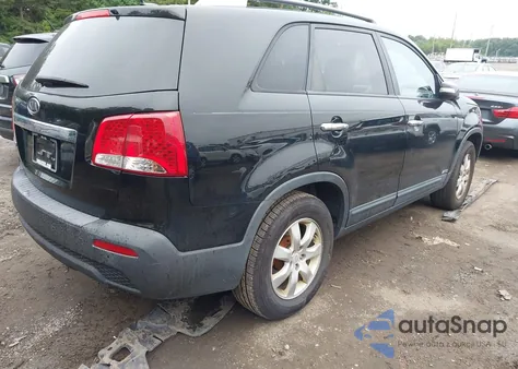 2011 Kia Sorento Lx z USA, uszkodzony, nr VIN 5XYKTDA11BG134978